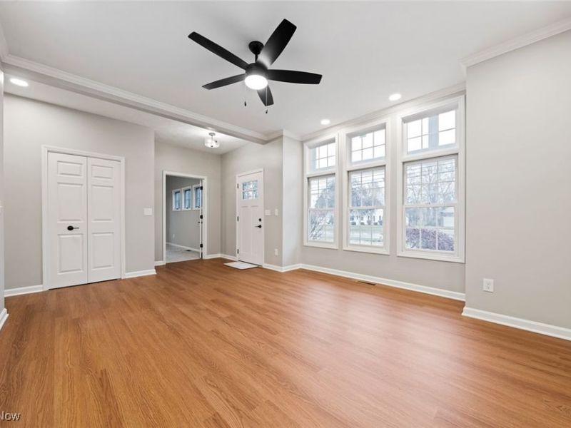 20930 Mastick Road, Fairview Park, OH 44126 Photo 9