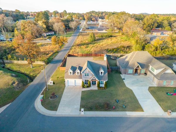 105 CONEFLOWER Court, Hot Springs, AR 71901