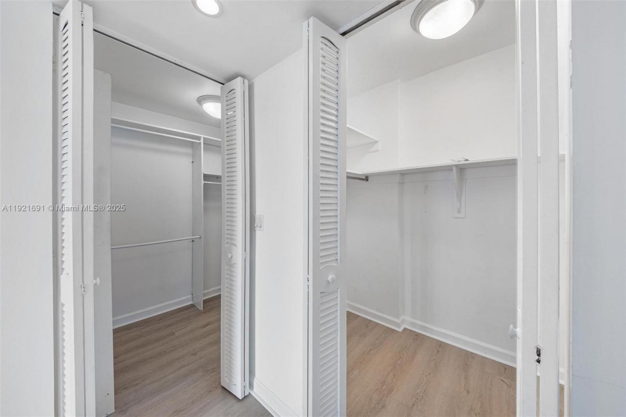 9100 W Bay Harbor Dr, Unit 5A, Bay Harbor Islands, FL 33154 Photo