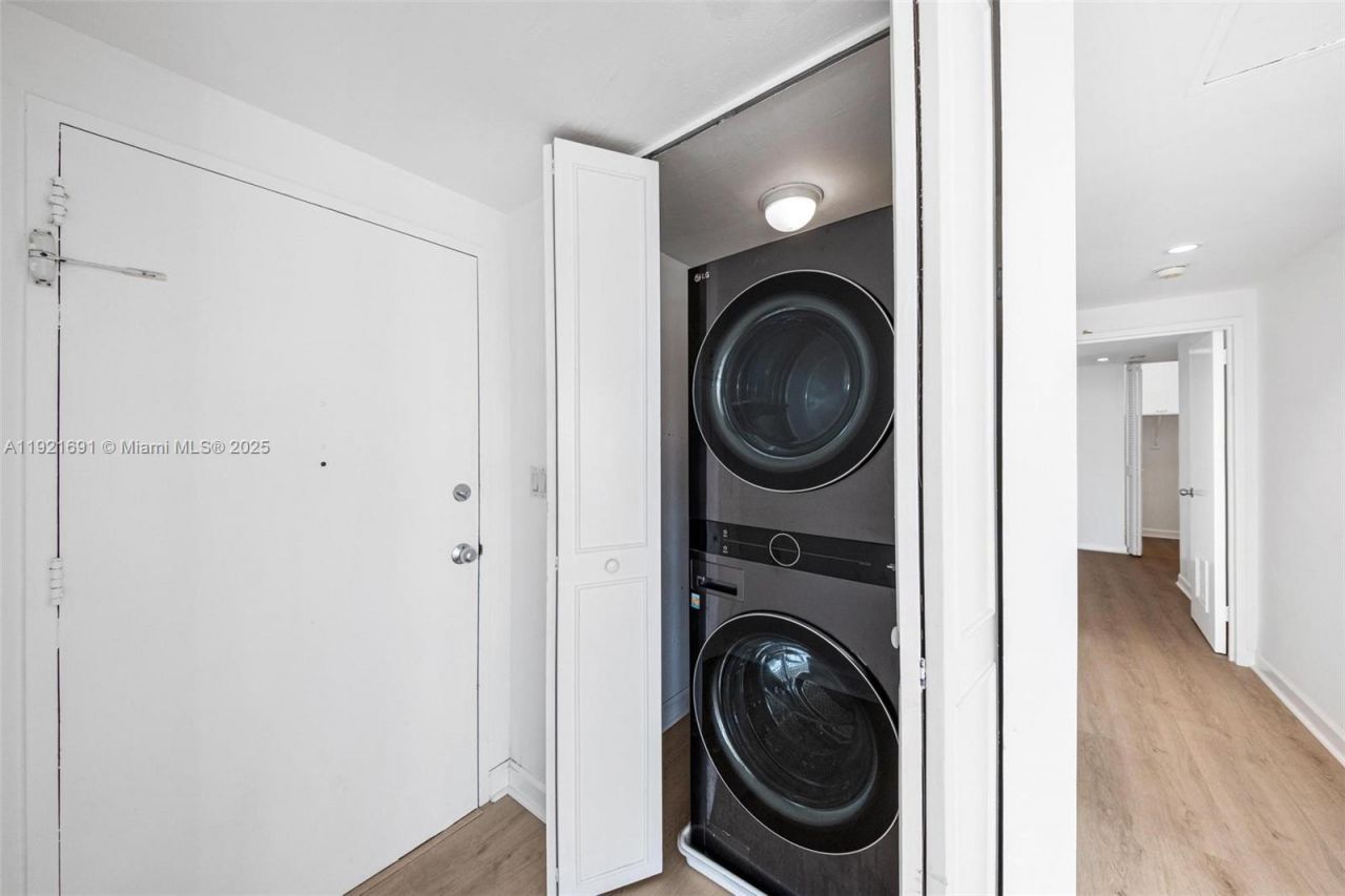 9100 W Bay Harbor Dr, Unit 5A, Bay Harbor Islands, FL 33154 Photo