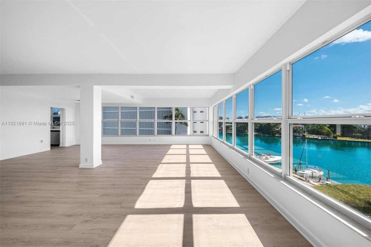 9100 W Bay Harbor Dr, Unit 5A, Bay Harbor Islands, FL 33154 Photo