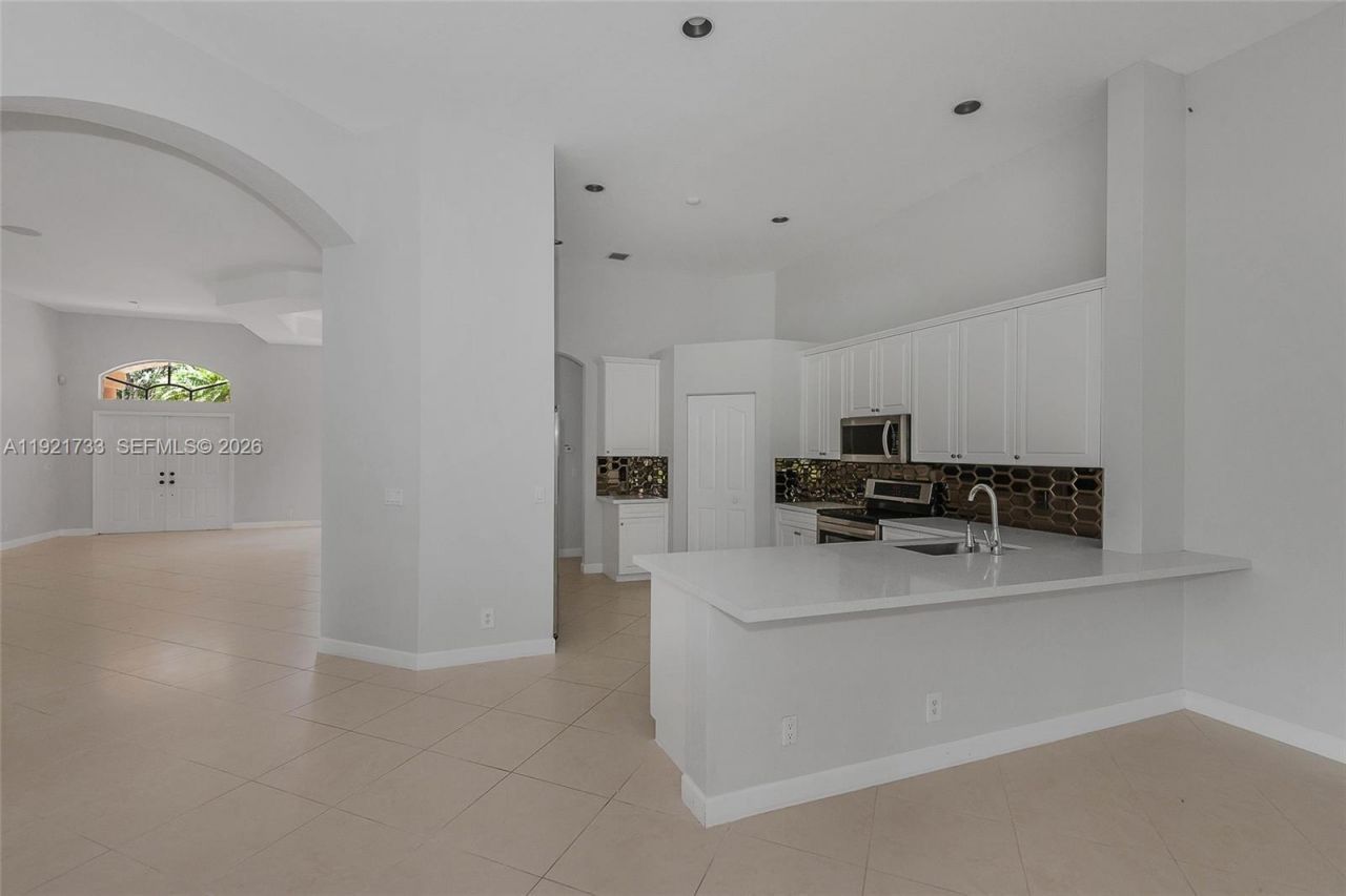 3843 Oak Ridge Cir, Weston, FL 33331 Photo