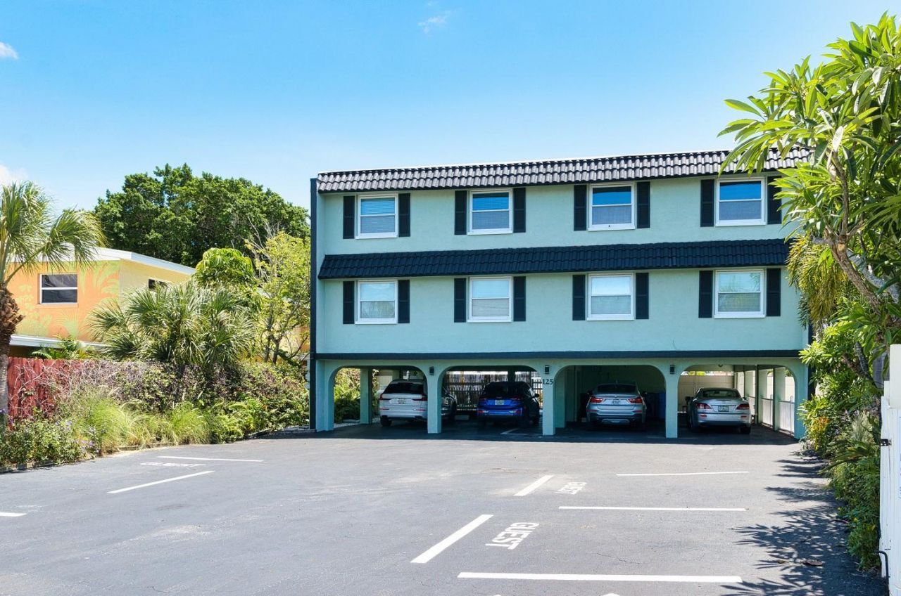 125 110th Avenue, Treasure Island, FL 33706 Photo