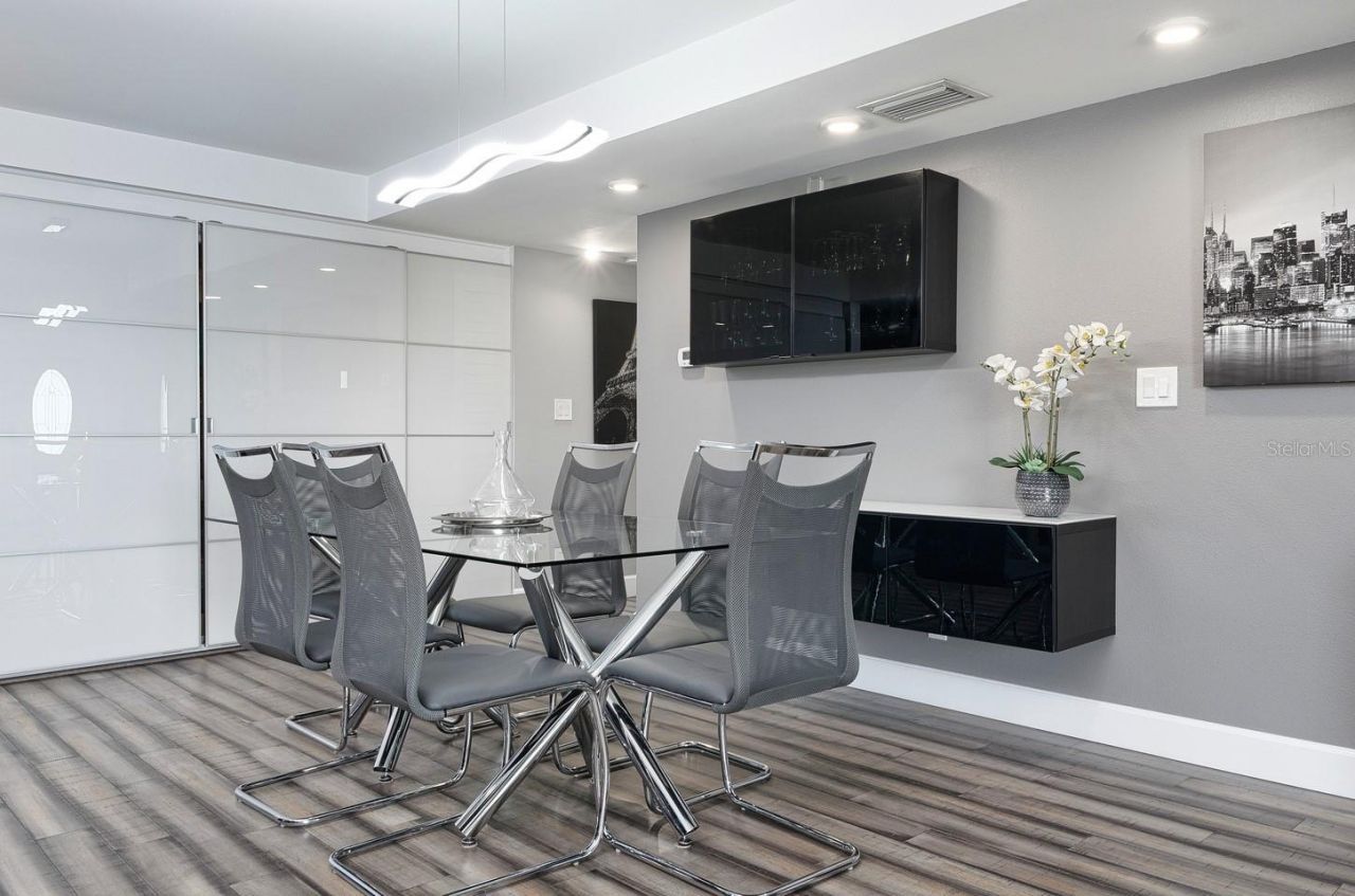 125 110th Avenue, Treasure Island, FL 33706 Photo