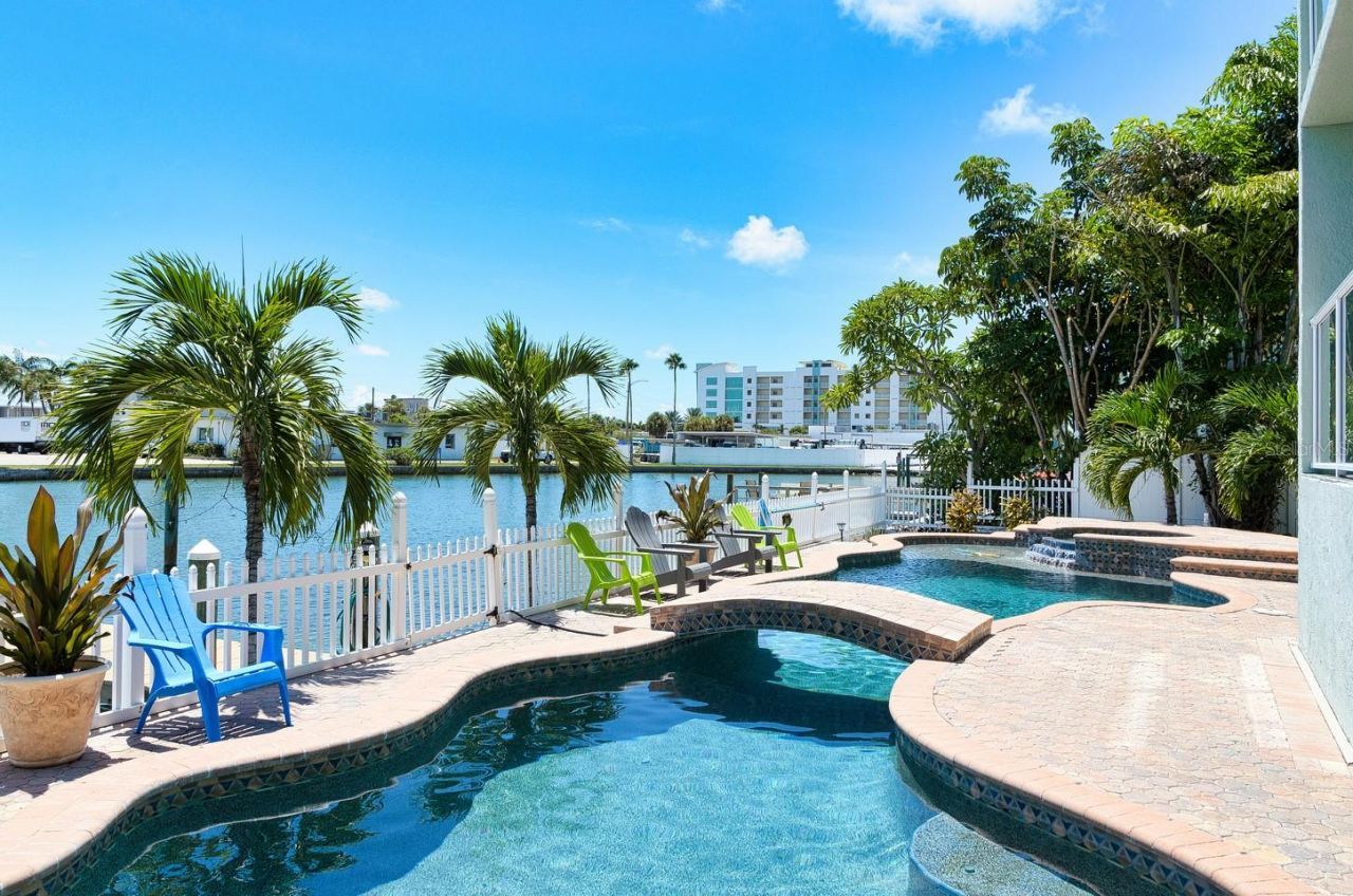 125 110th Avenue, Treasure Island, FL 33706 Photo