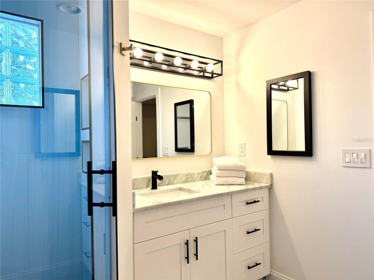 701 Broadway Street, Longboat Key, FL 34228 Photo