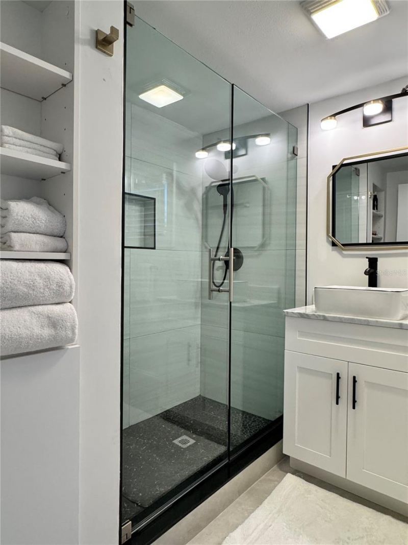 701 Broadway Street, Longboat Key, FL 34228 Photo