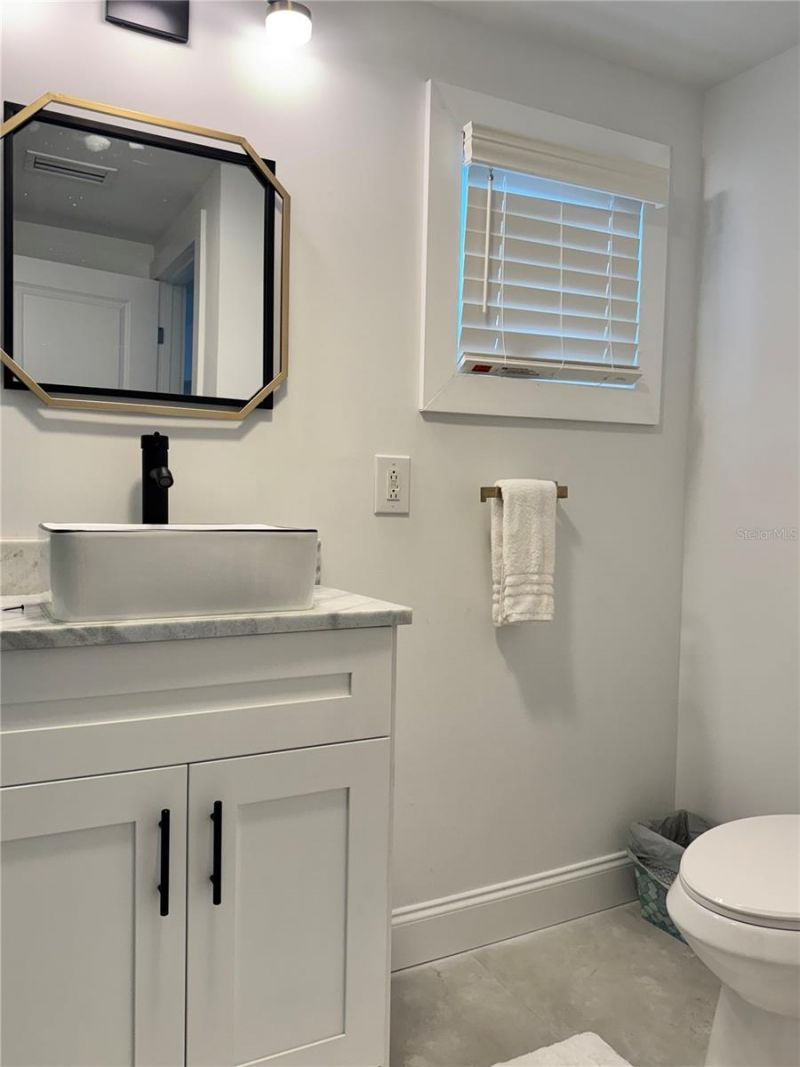 701 Broadway Street, Longboat Key, FL 34228 Photo