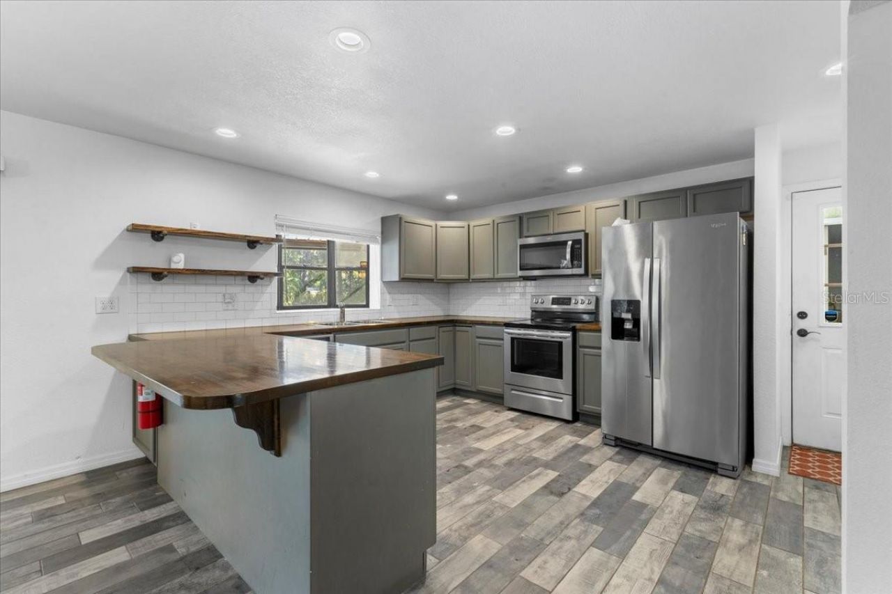 155 S Court Street, Bronson, FL 32621 Photo