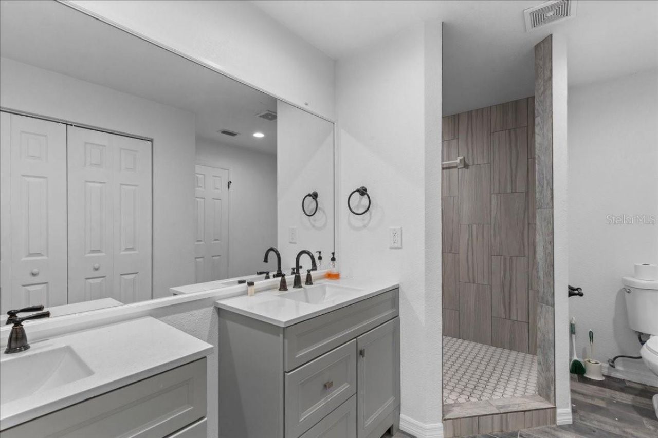 155 S Court Street, Bronson, FL 32621 Photo