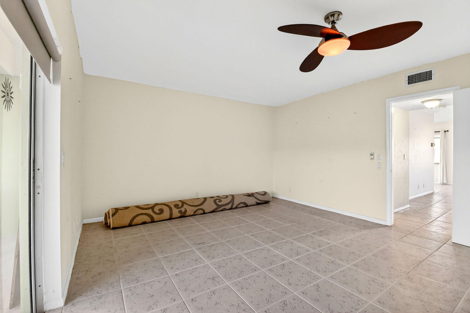 2880 Lake Osborne Drive, Unit 210, Lake Worth Beach, FL 33461 Photo