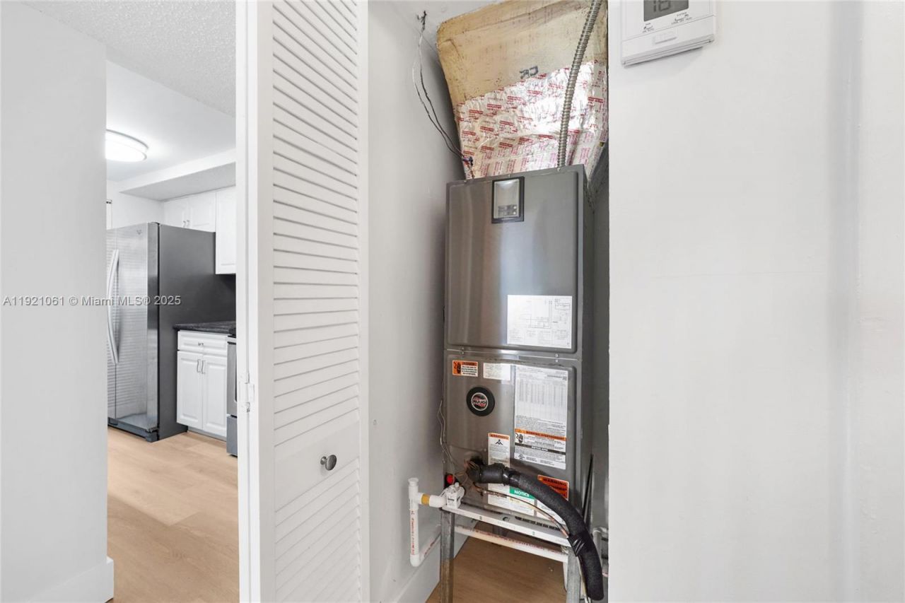 12393 NW 12th Ct, Pembroke Pines, FL 33026 Photo