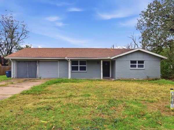 154 Cotillion Road, Fort Worth, TX 76134