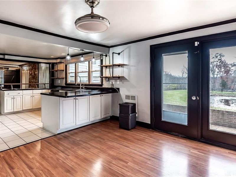 5654 Wilmington Road, Washington Township, OH 45054 Photo 17