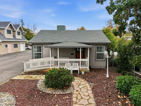 307 Natoma St, Folsom, CA 95630