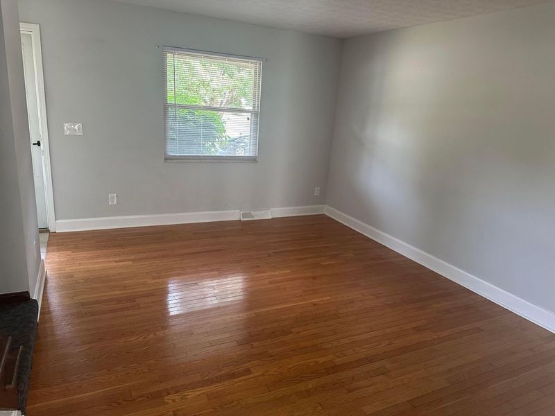 4871 Dierker Road , Columbus, OH 43220 Photo 4