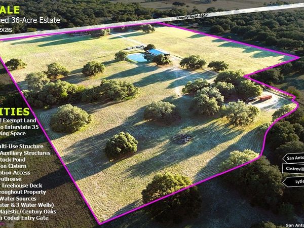 803 County Road 6612, Devine, TX 78016