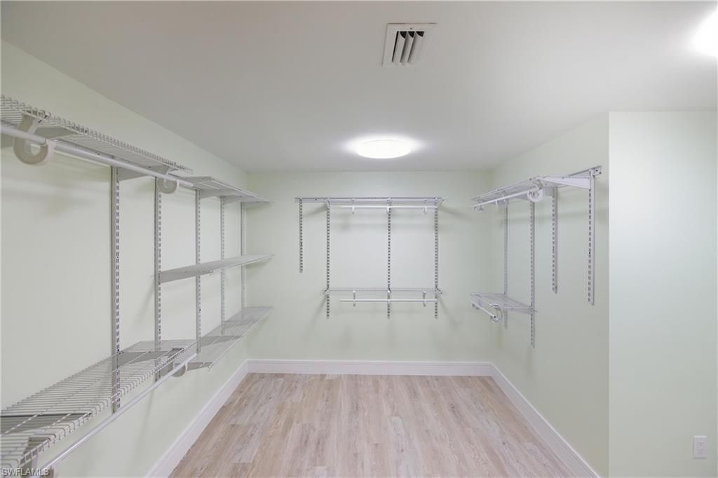 2316 Gulf Shore Blvd N, Unit 411, Naples, FL 34103 Photo