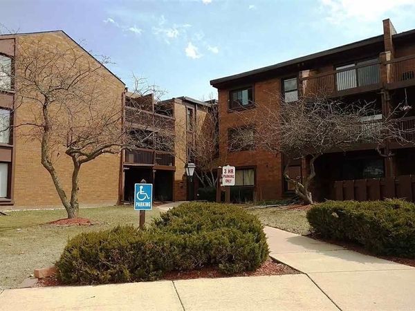 2929 SUNNYSIDE DR UNIT 123B, ROCKFORD, IL 61114