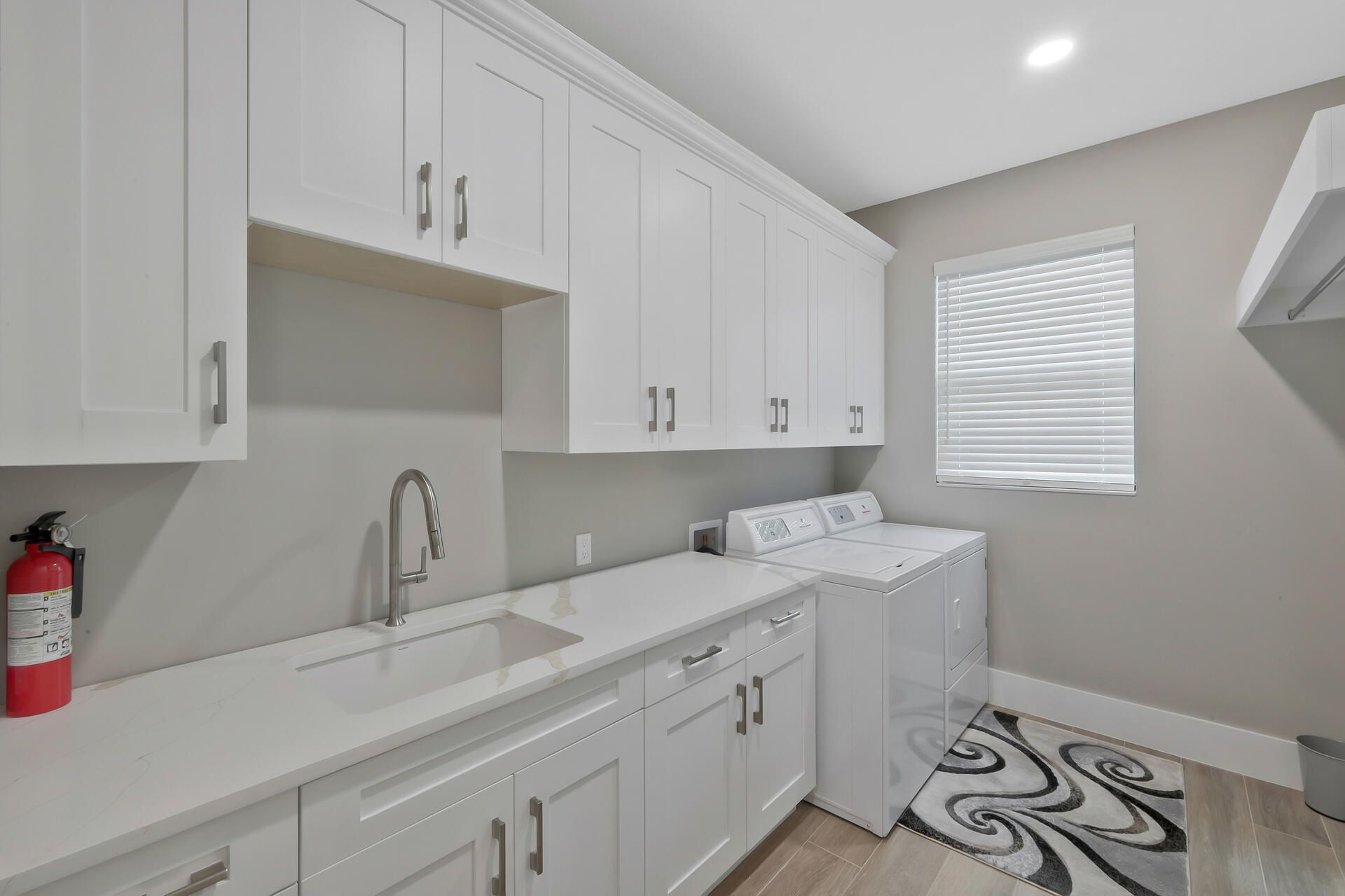 1812 Lagoon Ln, Cape Coral, FL 33914 Photo