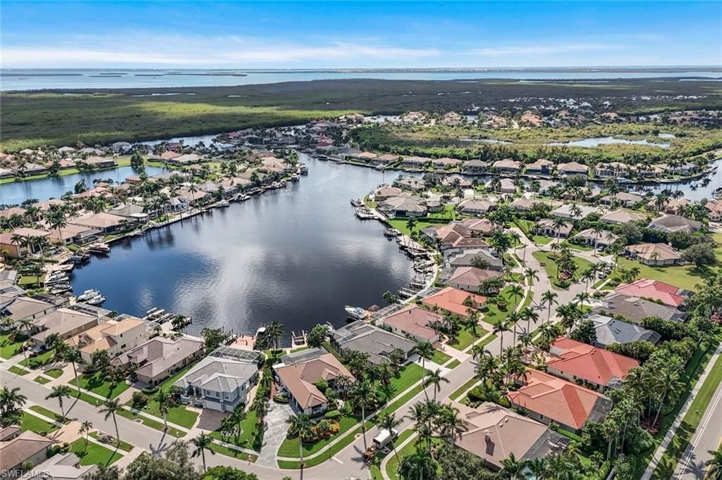 1812 Lagoon Ln, Cape Coral, FL 33914 Photo