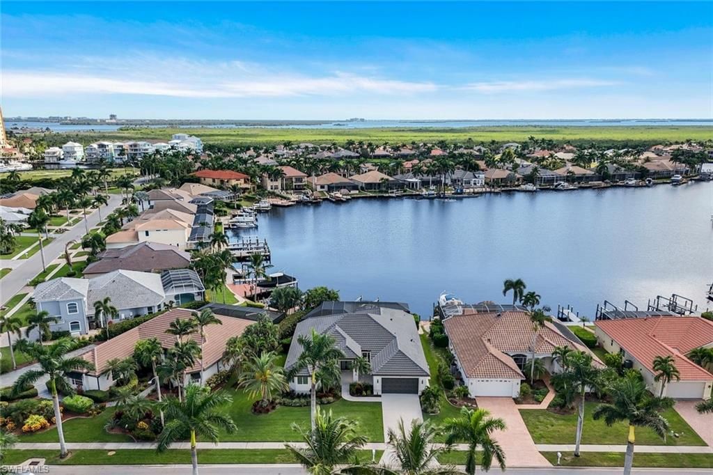 1812 Lagoon Ln, Cape Coral, FL 33914 Photo