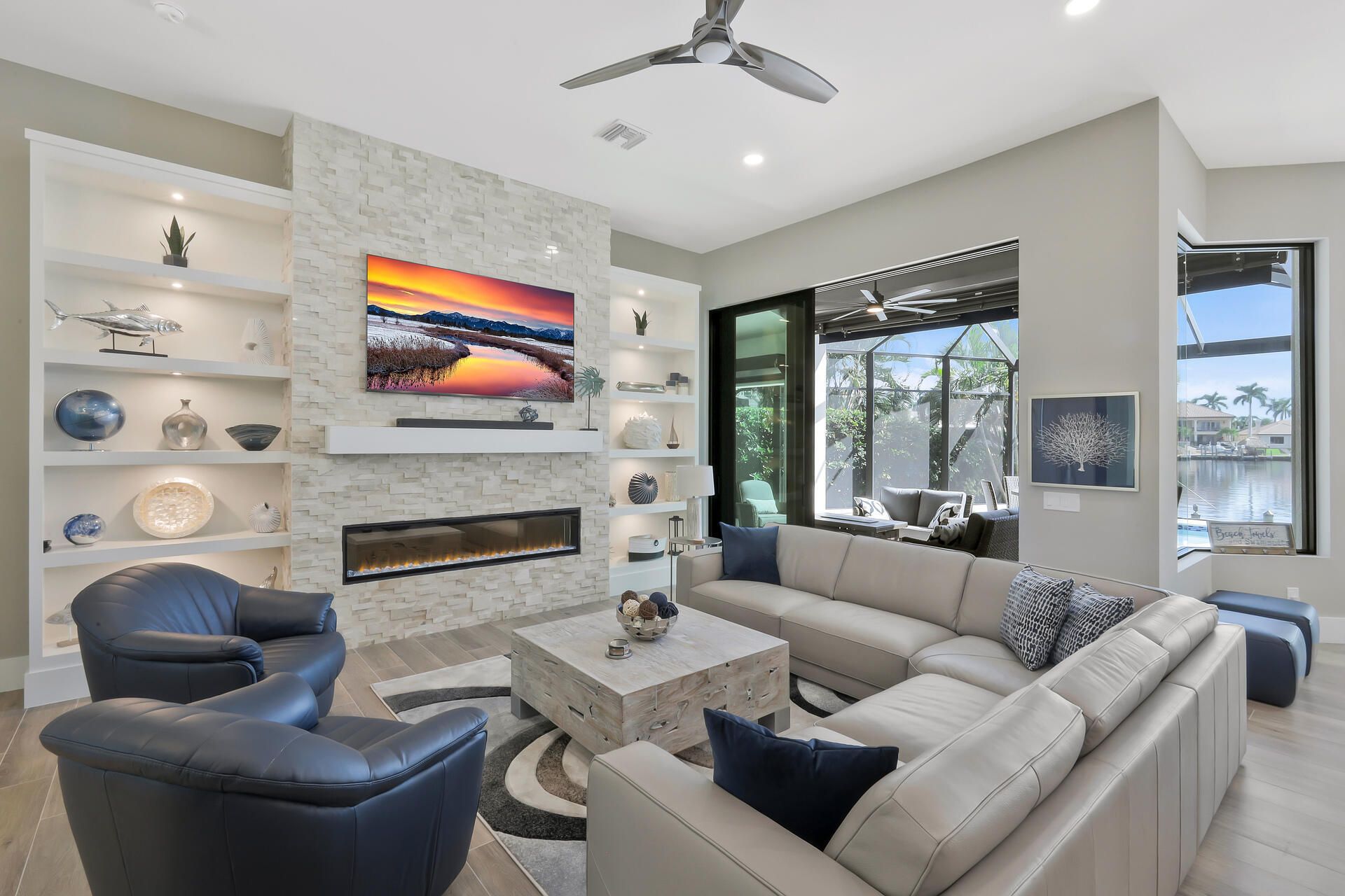 1812 Lagoon Ln, Cape Coral, FL 33914 Photo