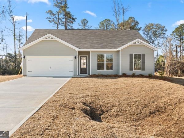 170 Foxridge Court, Metter, GA 30439