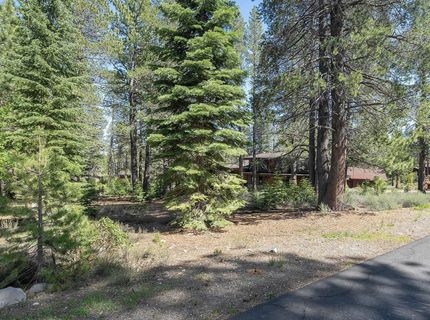 11841 Bottcher Loop, Truckee, CA 96161 Photo
