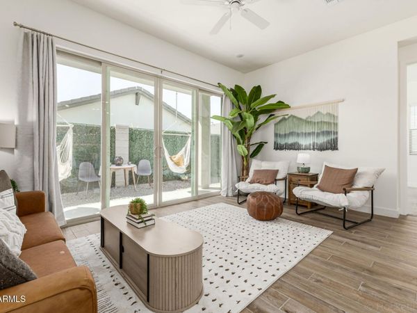 20355 W SELLS Drive, Buckeye, AZ 85396
