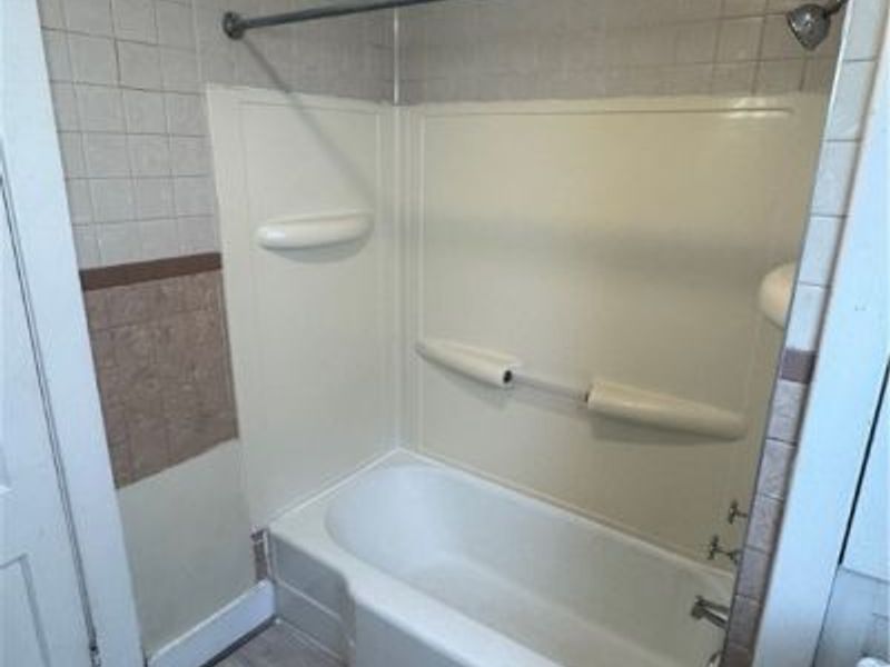 1029 W 10th Street, Lorain, OH 44052 Photo 12