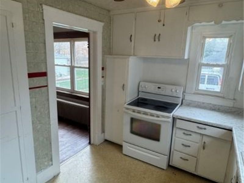 1029 W 10th Street, Lorain, OH 44052 Photo 14