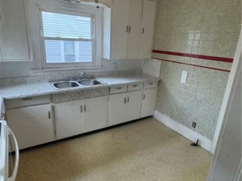 1029 W 10th Street, Lorain, OH 44052 Photo 15