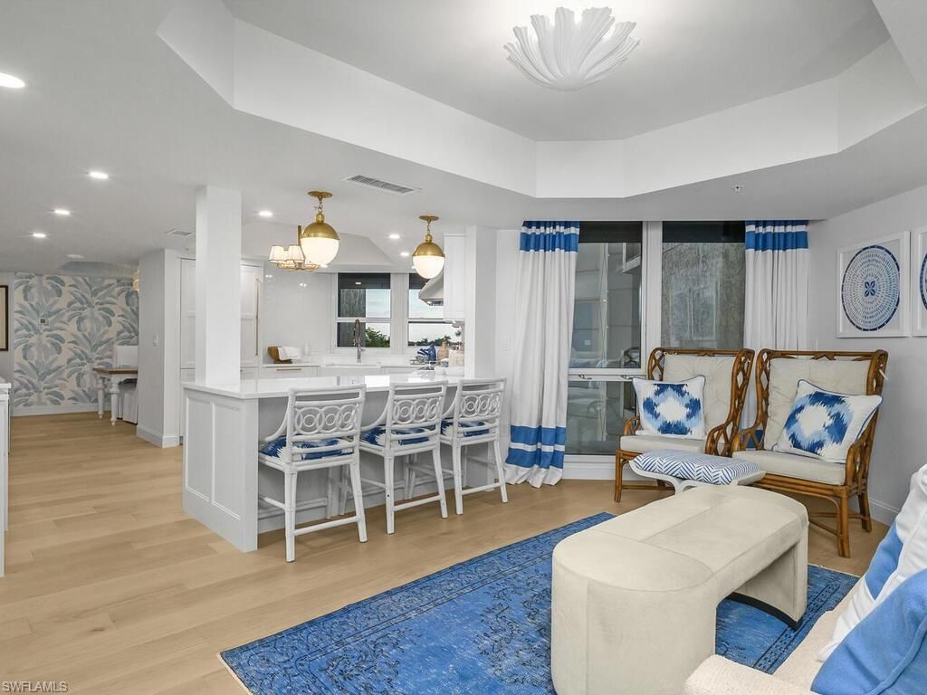 4021 Gulf Shore Blvd N, Unit 403, Naples, FL 34103 Photo