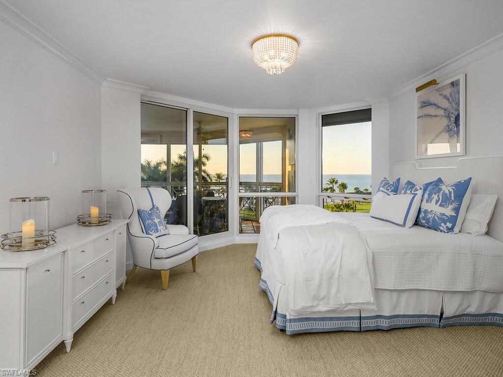 4021 Gulf Shore Blvd N, Unit 403, Naples, FL 34103 Photo