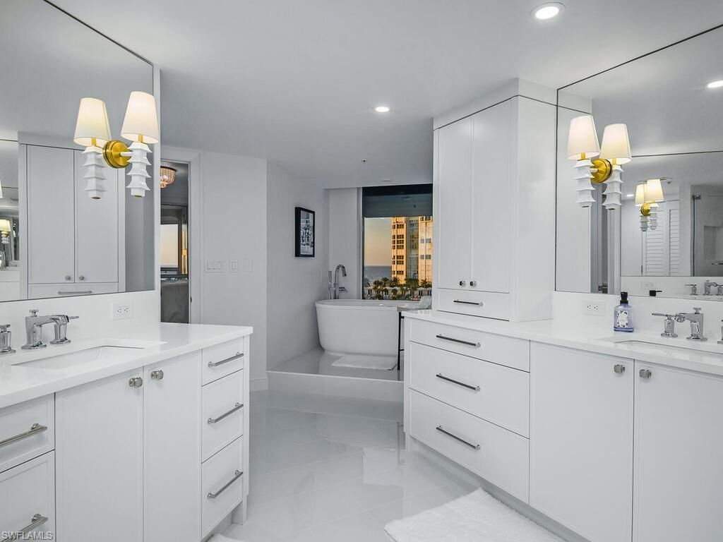 4021 Gulf Shore Blvd N, Unit 403, Naples, FL 34103 Photo