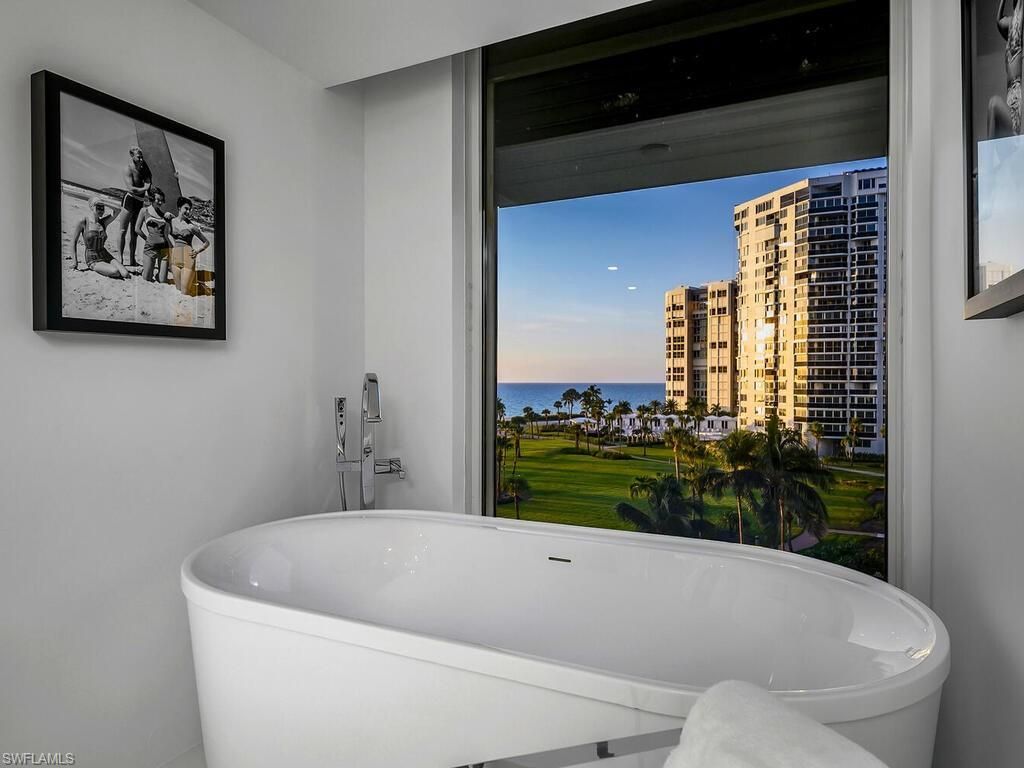 4021 Gulf Shore Blvd N, Unit 403, Naples, FL 34103 Photo