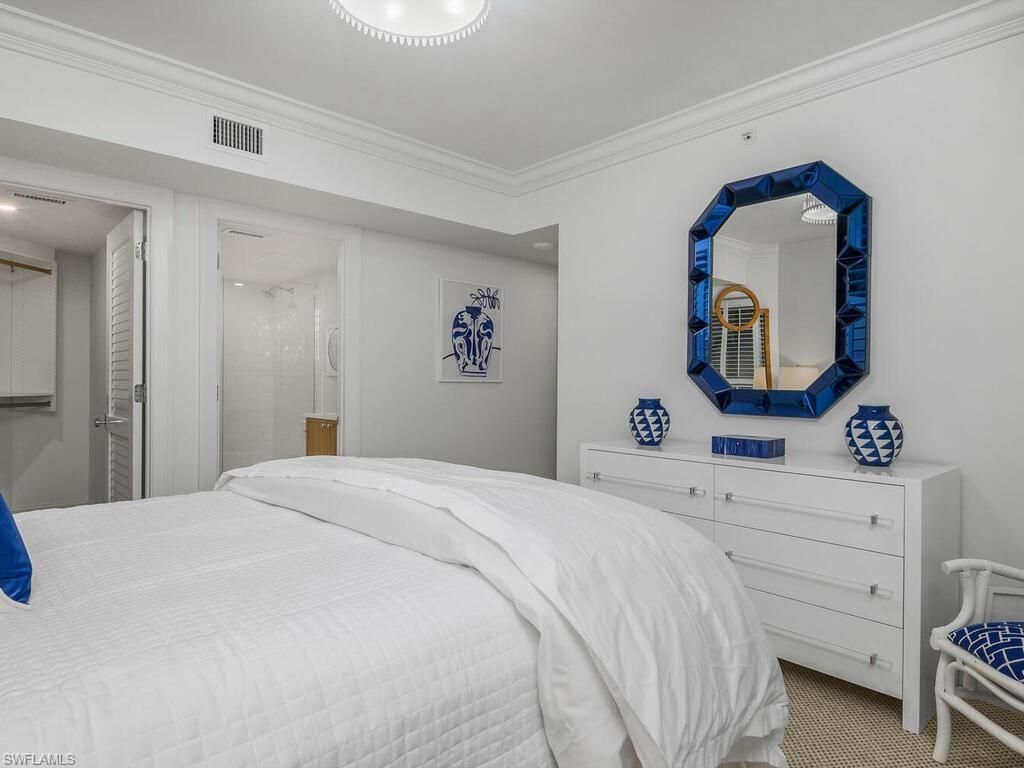 4021 Gulf Shore Blvd N, Unit 403, Naples, FL 34103 Photo