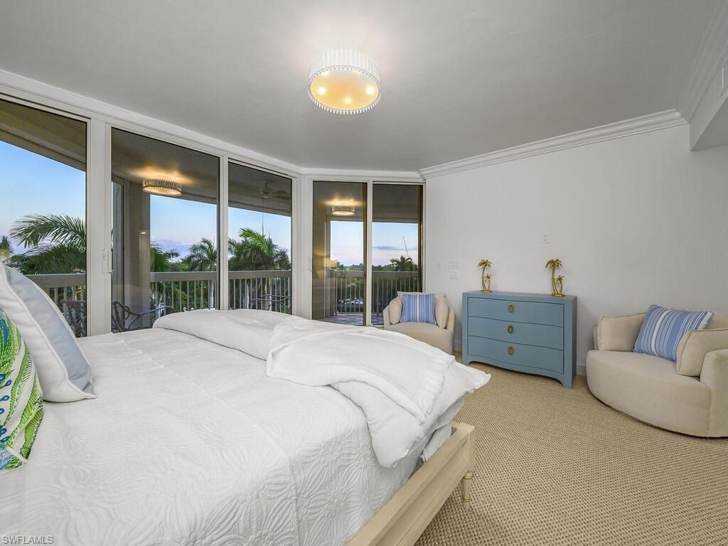 4021 Gulf Shore Blvd N, Unit 403, Naples, FL 34103 Photo