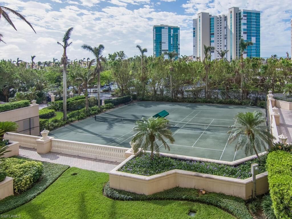 4021 Gulf Shore Blvd N, Unit 403, Naples, FL 34103 Photo