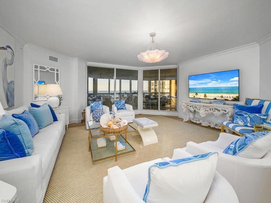 4021 Gulf Shore Blvd N, Unit 403, Naples, FL 34103 Photo