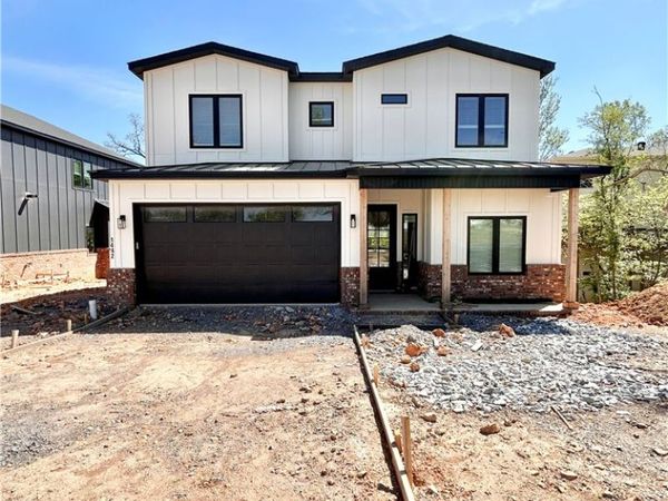 1442 NW Bella Vista Road, Bentonville, AR 72712