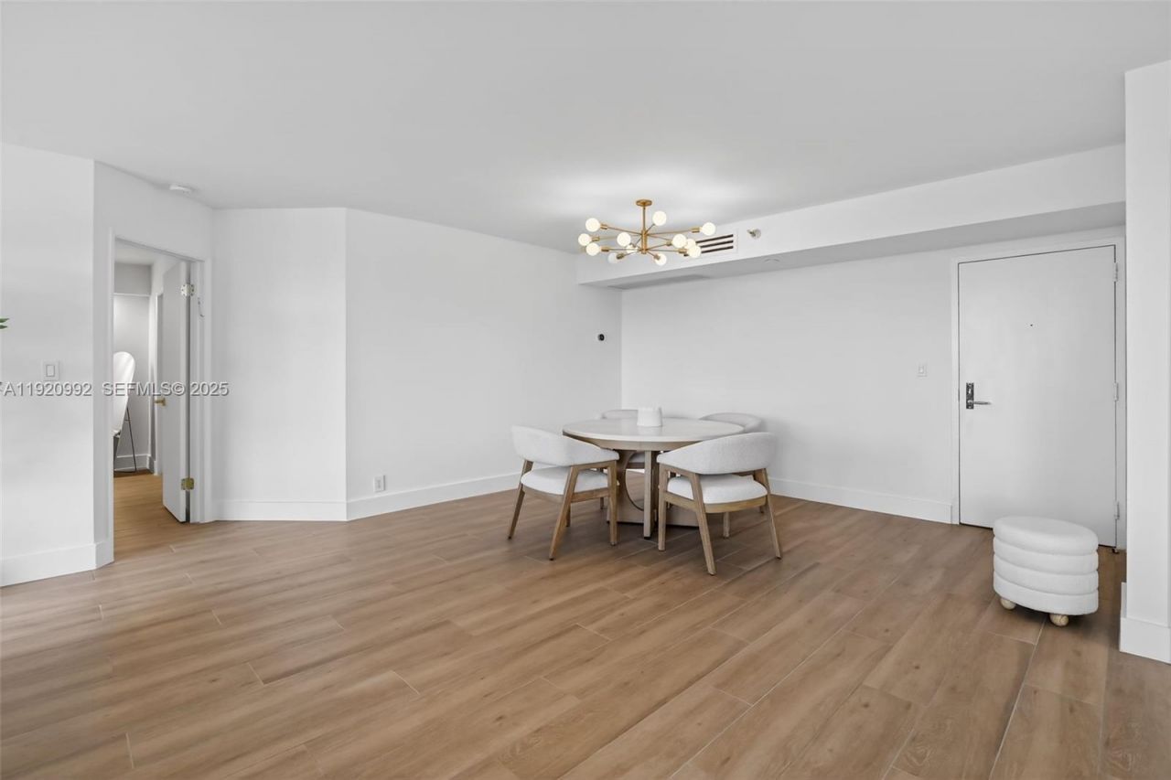 19101 Mystic Pointe Dr, Unit 402, Aventura, FL 33180 Photo