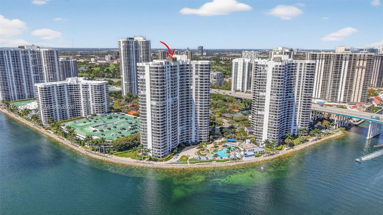 19101 Mystic Pointe Dr, Unit 402, Aventura, FL 33180 Photo