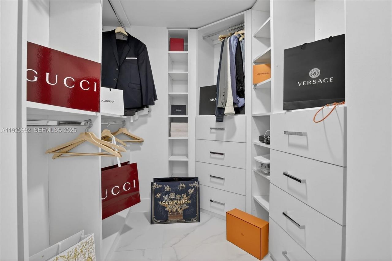 19101 Mystic Pointe Dr, Unit 402, Aventura, FL 33180 Photo