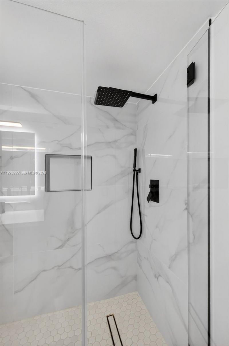 19101 Mystic Pointe Dr, Unit 402, Aventura, FL 33180 Photo