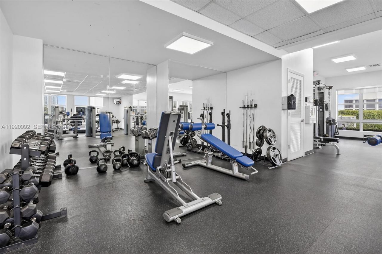 19101 Mystic Pointe Dr, Unit 402, Aventura, FL 33180 Photo