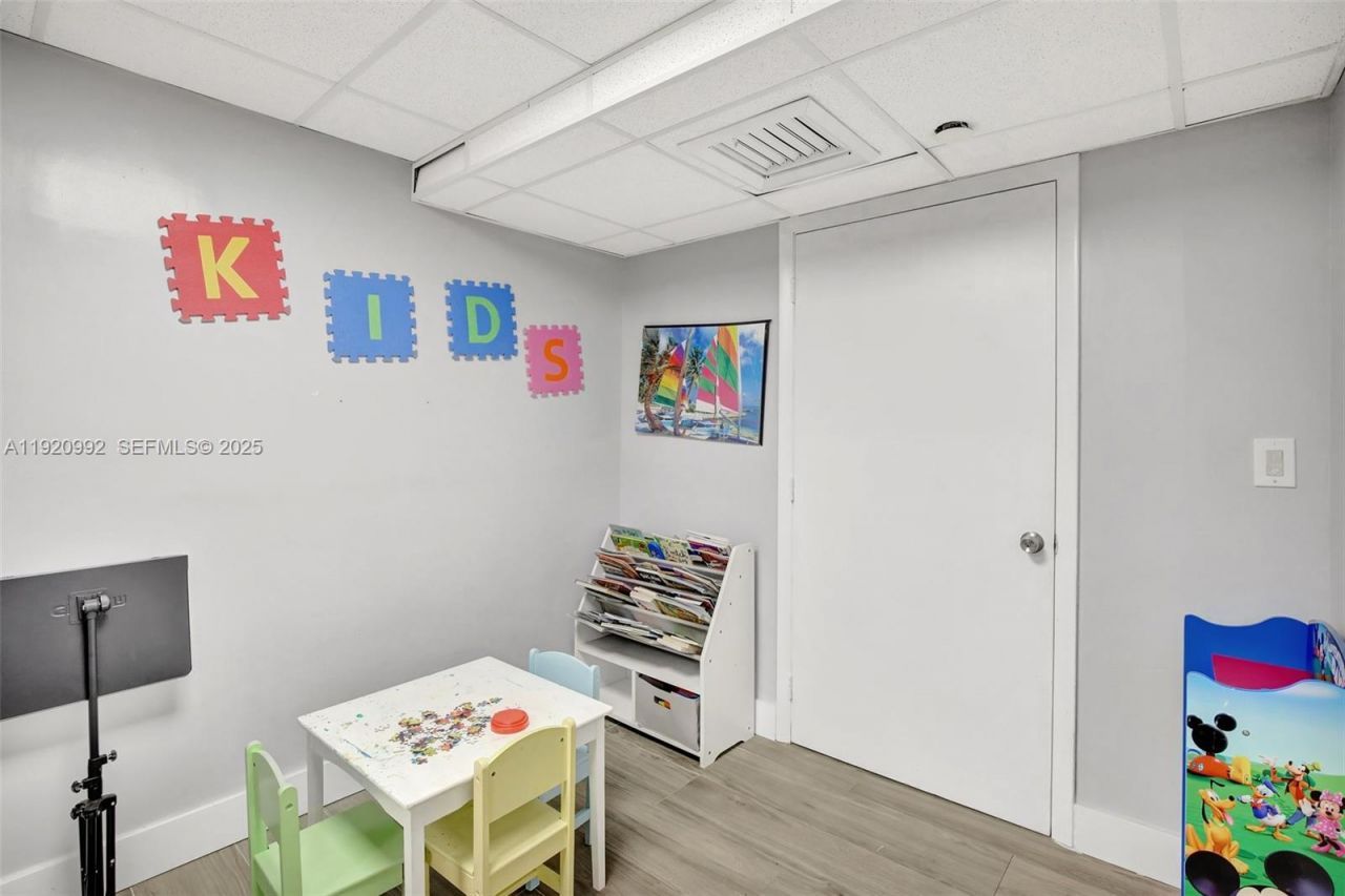 19101 Mystic Pointe Dr, Unit 402, Aventura, FL 33180 Photo