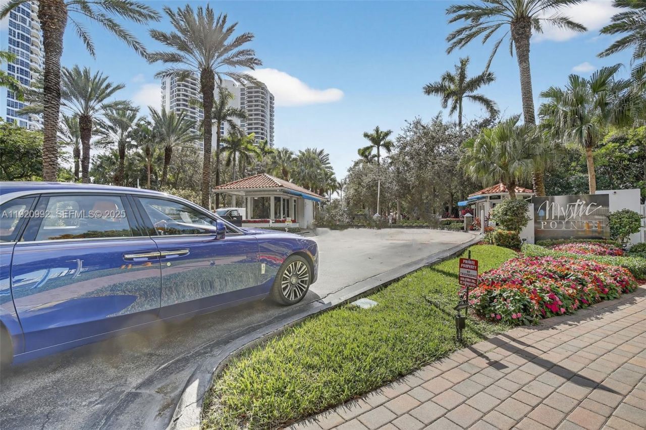 19101 Mystic Pointe Dr, Unit 402, Aventura, FL 33180 Photo