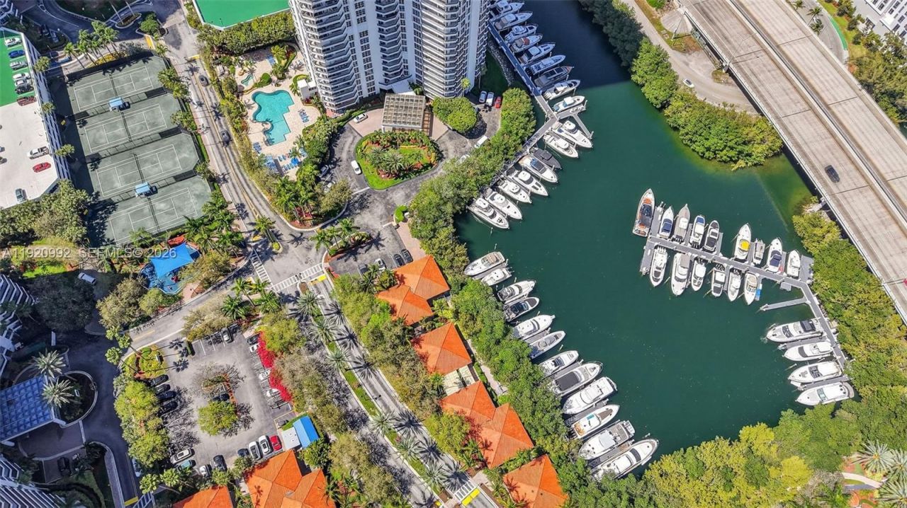 19101 Mystic Pointe Dr, Unit 402, Aventura, FL 33180 Photo